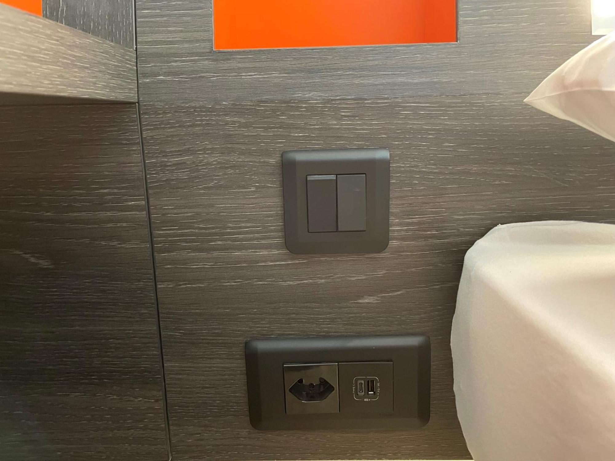 Easyhotel Zuerich Main Station ห้อง รูปภาพ