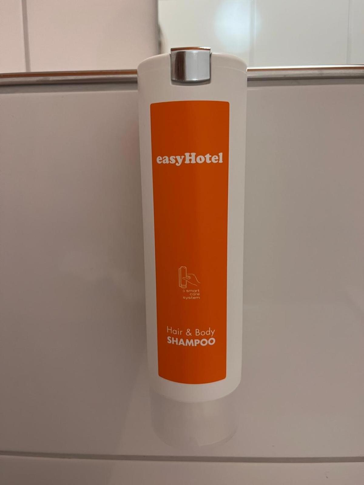 Easyhotel Zuerich Main Station ภายนอก รูปภาพ